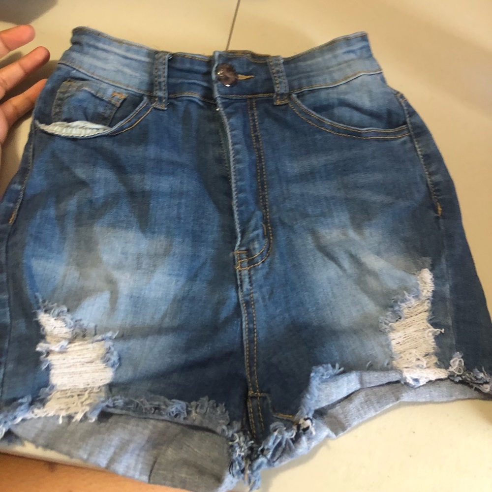 Fashion nova shorts.